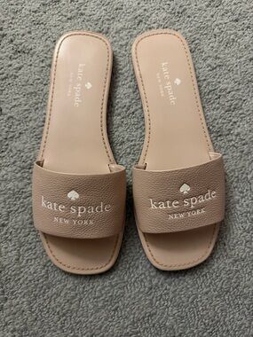 Kate Spade Peyton Sandals Women’s 9B